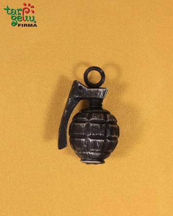 Žmona kaip granata, tereikia... | Dovanų idėjos