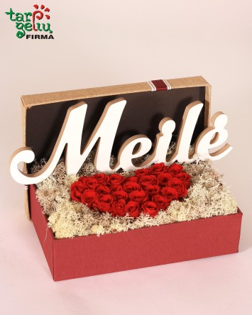 Kompozicija "Meilė - gyvenimo puošmena "| Rožės | Gėlės