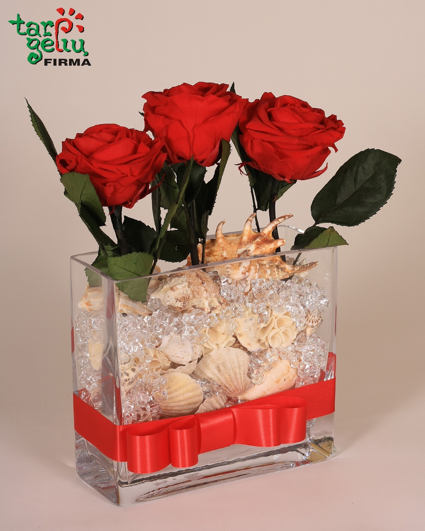 Stabilizuotų rožių kompozicija "Laumžirgio prisilietimas" | Rožės Gėlės