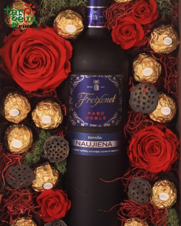 Saldi kompozicija dėžutėje "Paso Doble" | Dovanos | Gėlės 