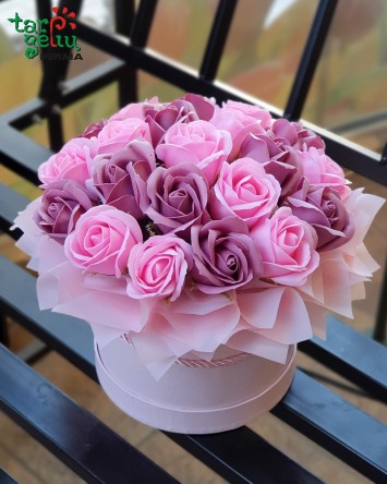 Muilo gėlės dėžutėje "Pink" | Kitokios gėlės